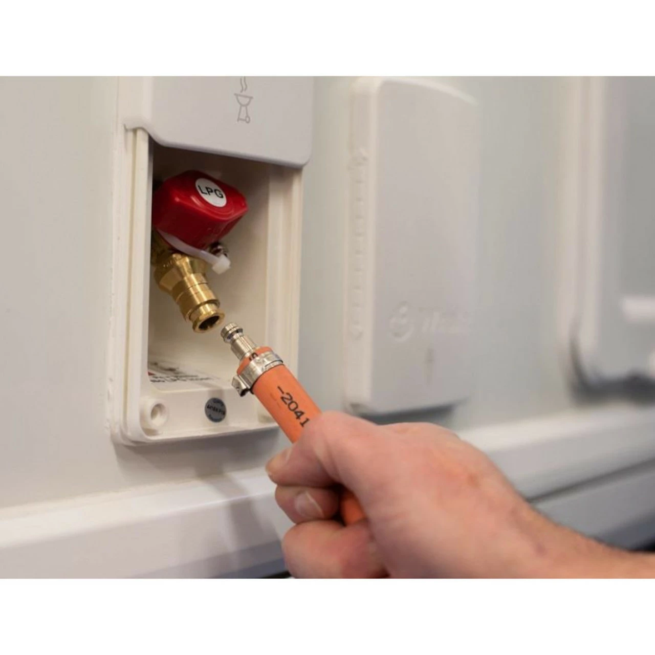 Cadac Quick Release BBQ Point 3 Metre Hose Kit 4 Cadac Quick Release BBQ Point 3 Metre Hose Kit - Image 2