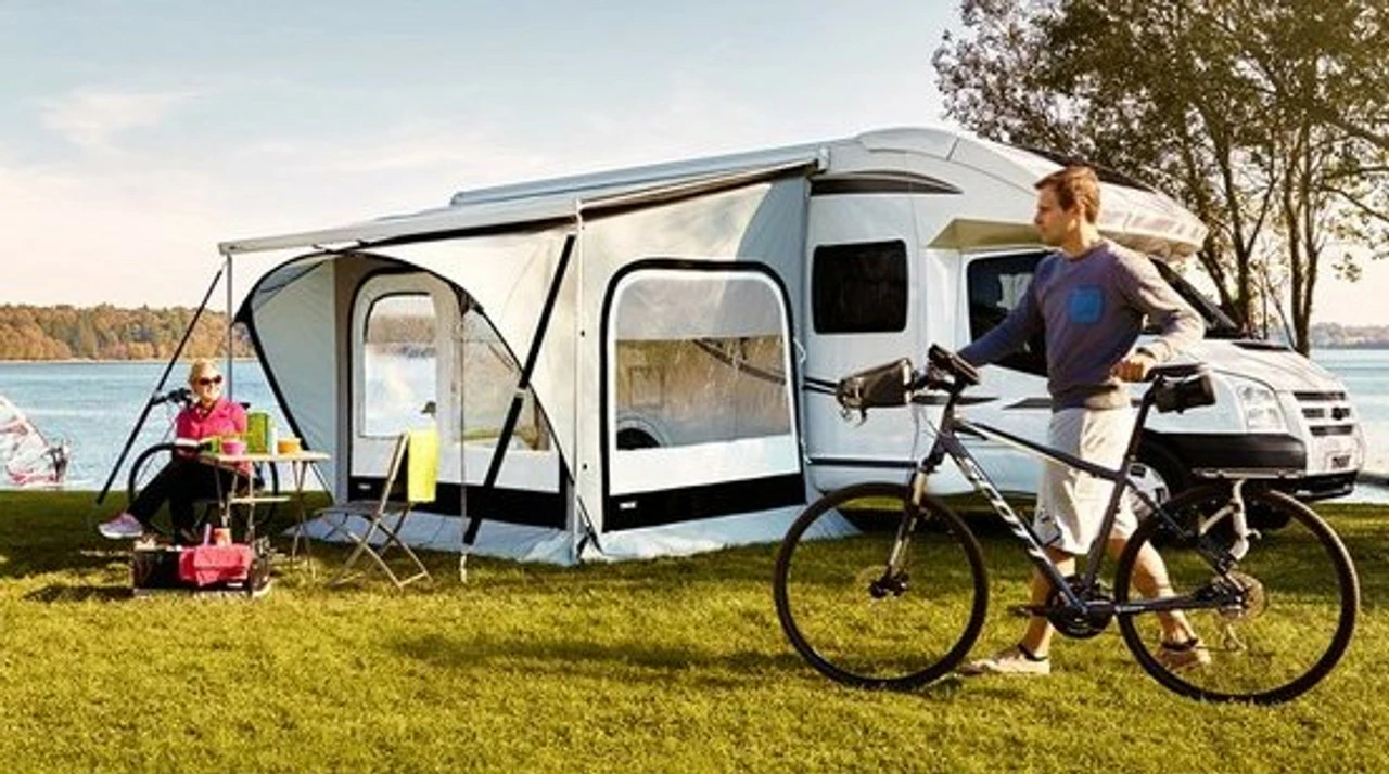 Thule QuickFit Ducato Specific Awning Privacy Room 4 Thule QuickFit Ducato Specific Awning Privacy Room - Image 2